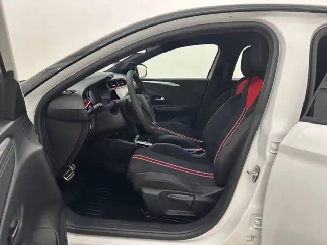 Opel Corsa 1.2 turbo 130 ch bva8 — photo 41