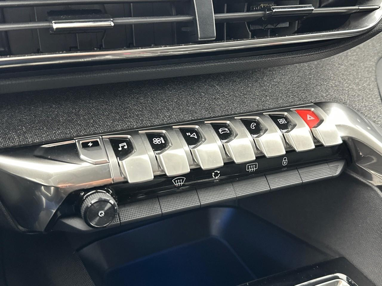 Peugeot 3008 hybrid 225 e-eat8 allure pack — photo 27