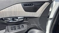 Volvo Xc90 T8 AWD 310 + 145ch R-Design Geartronic — photo 17