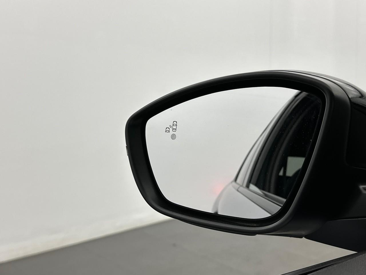 Peugeot 208 puretech 100 s&s eat8 gt — photo 32
