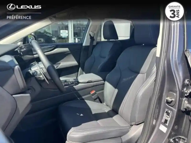 Lexus Nx 450h+ luxe 4wd — photo 13