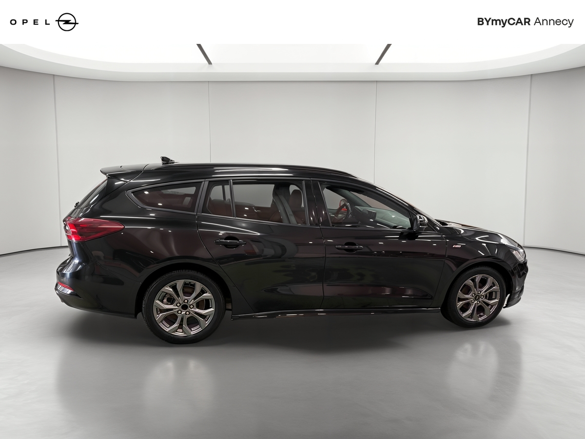 Ford Focus SW 1.0 EcoBoost 155 S&amp;S mHEV Powershift — photo 6