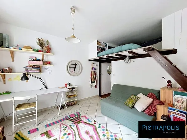 Studio 1 pièce 20 m²