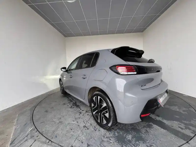 Peugeot 208 hybrid 100 e-dcs6 — photo 81
