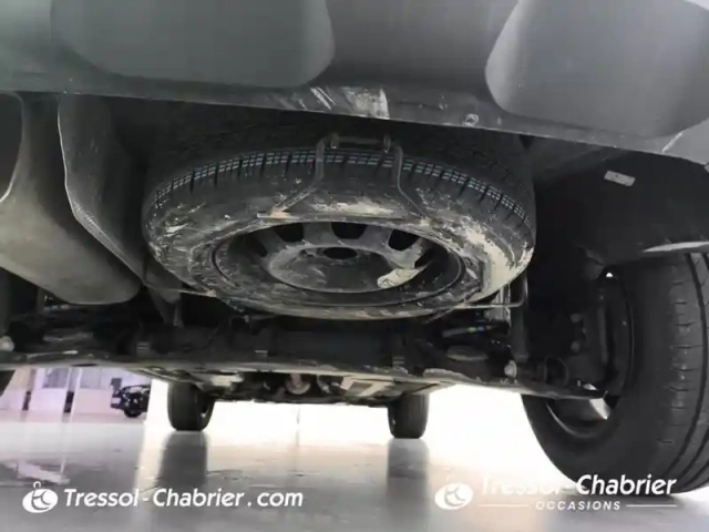 Dacia Duster tce 150 4x2 edc extreme — photo 27