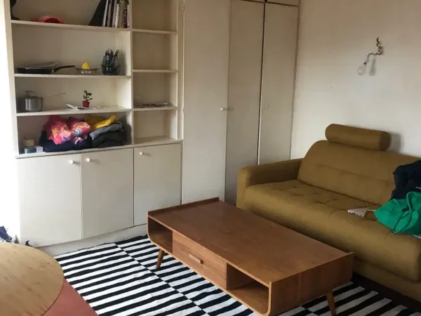 Sous-loue studio mois d'août - 18m²