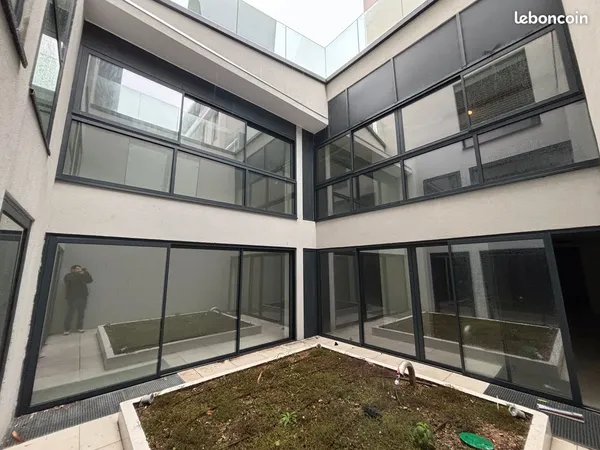 Ureaux/Médical | 460 m² | À vendre | 06240 Beausoleil