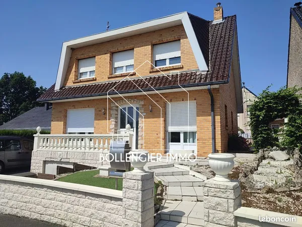 Pavillon 5 pièces 111 m²