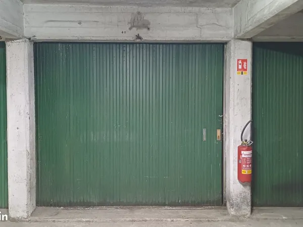 Garage boxé en sous sol
