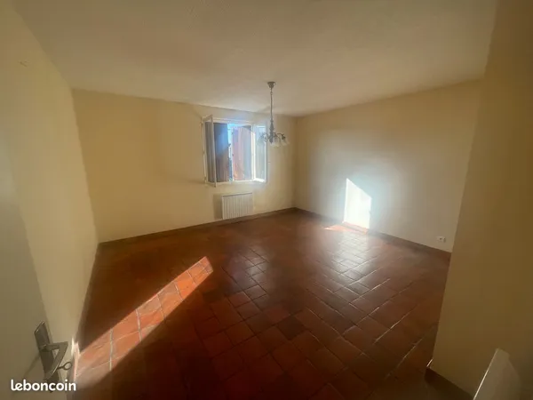 Appartement très lumineux Centre Argentat