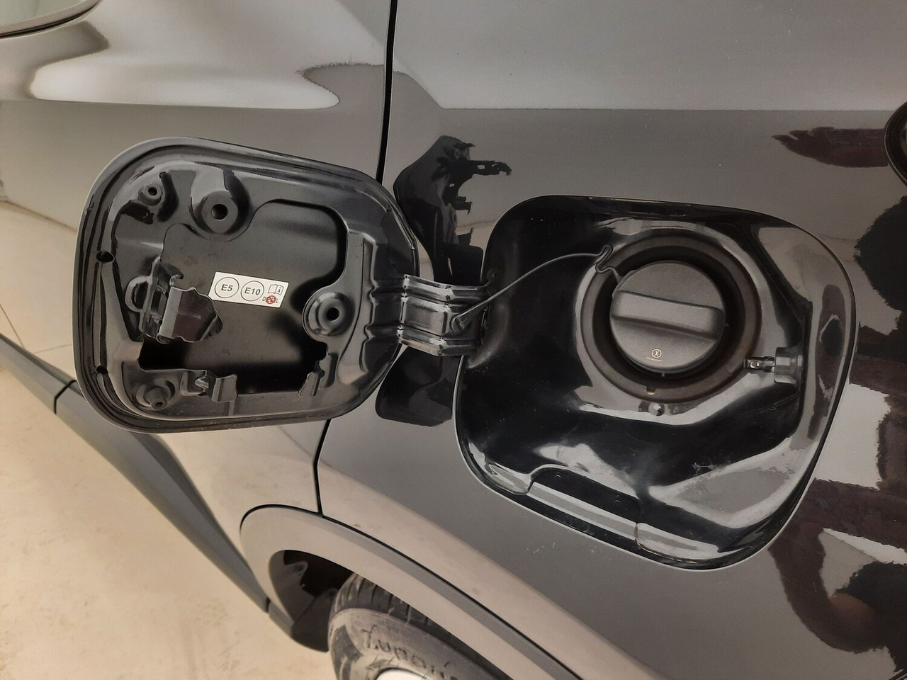 Toyota C-HR — photo 10