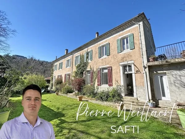 Ancienne École Rénovée avec Fort Potentiel de Gîtes - Ardèche