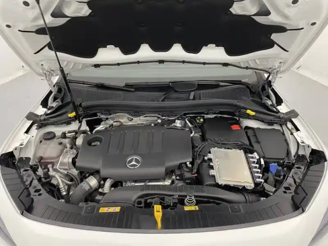 Mercedes Gla 180 d 8g-dct — photo 20