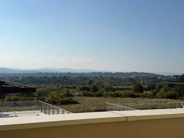 Appartement 3 pièces 82 m²