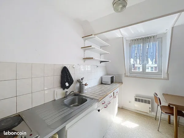 Studio 1 pièce 18 m²