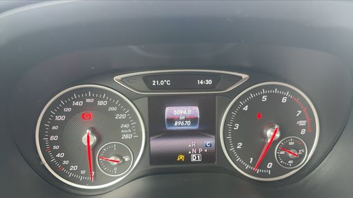 Mercedes Classe B 180 122 7G-DCT - Inspiration – 2018 – 89870 km – Essence – Boîte Automatique — photo 20