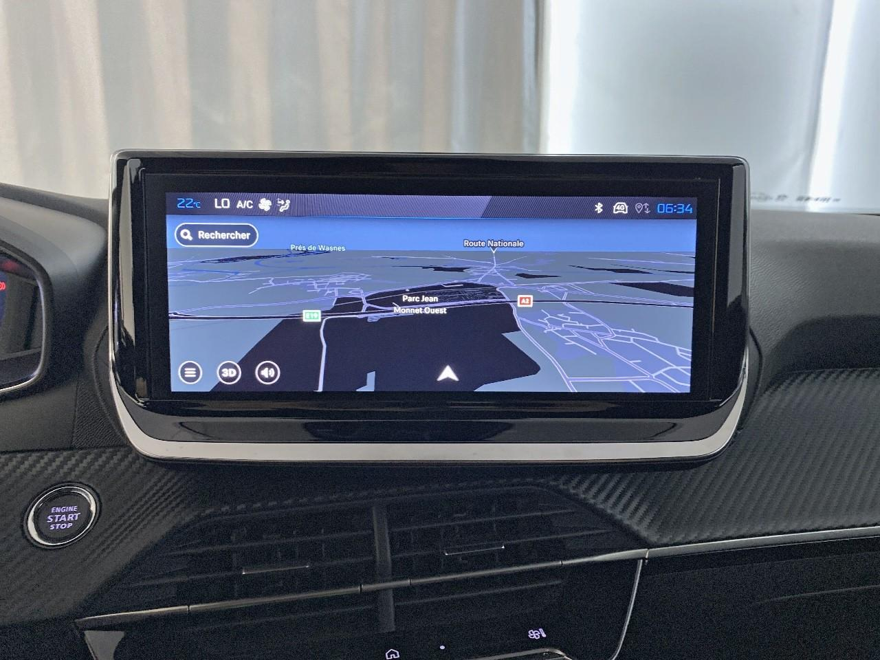 Peugeot 2008 hybrid 145 ch e-dcs6 allure — photo 14