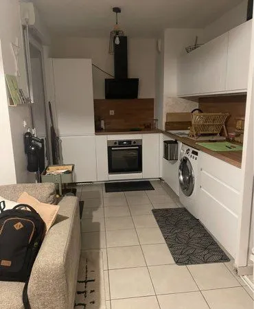 À louer - T2 meublé de 40 m² avec garage à Vénissieux