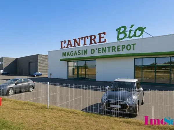 Entrepôt / Local industriel à VENDRE