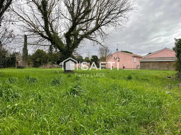 Terrain constructible de 1000 m2 à viabiliser