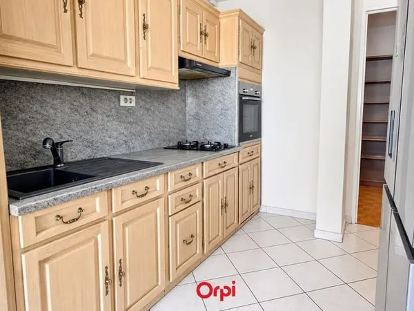 Appartement 3 pièces 77 m²