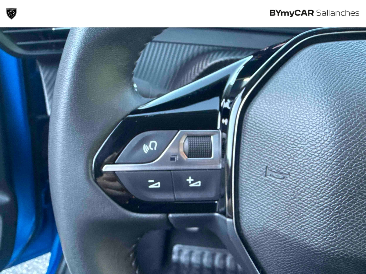 Peugeot 208 100 S&amp;S BVM6 — photo 28