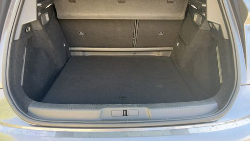 DS DS7 2.0 BlueHDi 180 EAT8 - Performance Line Plus – 2019 – 141642 km – Diesel – Boîte Automatique — photo 31