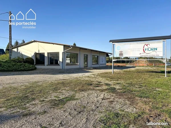 Fonds de commerce 244 m²