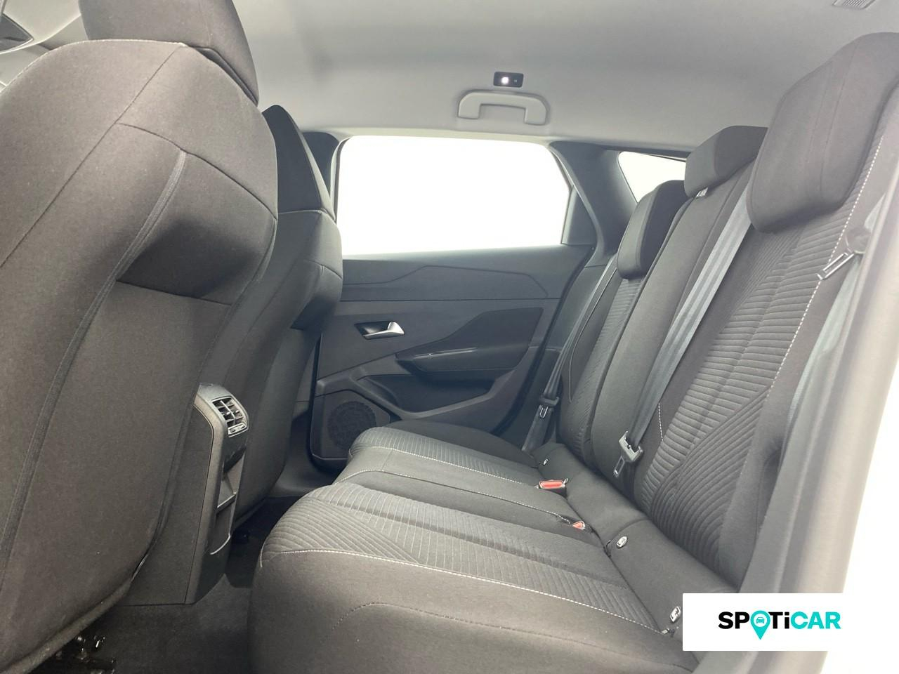 Peugeot 308 1.5 bluehdi 130ch s&s active pack eat8 — photo 10