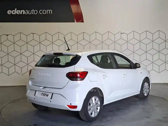 Dacia Sandero sce 65 — photo 5