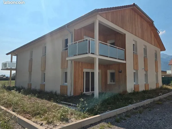 Appartement T3 neuf avec jardin 144m2