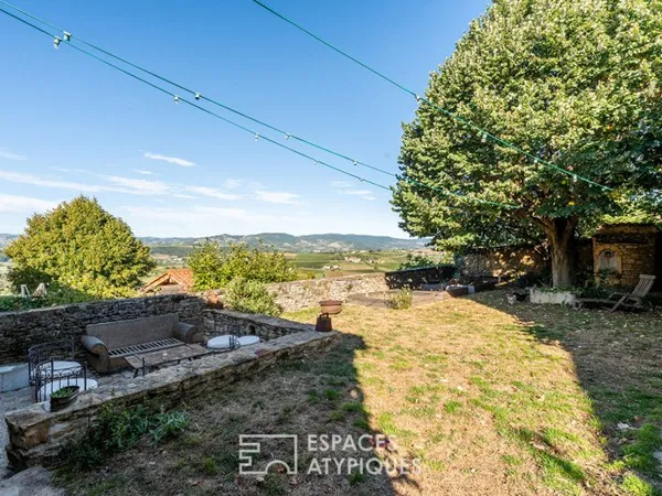 Maison en pierres avec dépendance et vue exceptionnelle