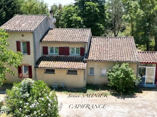 Maison 7 pièces 146 m²