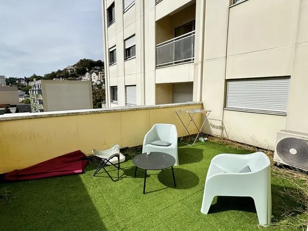 Résidence Turenne - T2 rénové, terrasse + parking - Chauffage & eau froide compris - DPE B