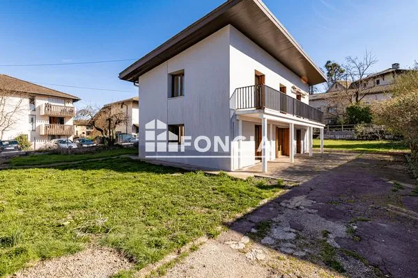 Maison 4 pièces 130 m²