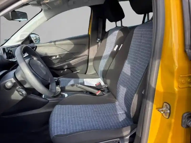 Peugeot 208 puretech 75 s&amp;s bvm5 — photo 11