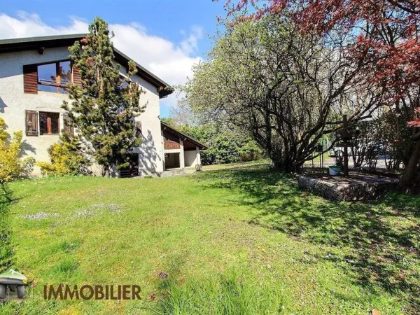 Ferme 6 pièces 235 m²