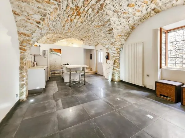 À Vendre à Saint Geniès - Maison de village de 80m² entièrement rénovée