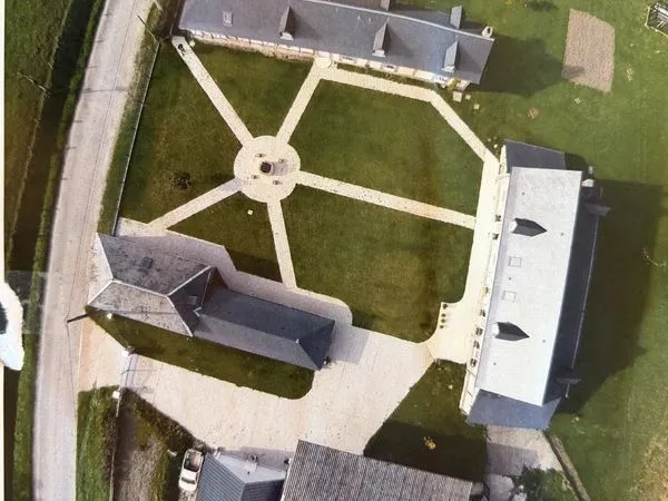 Propriété 6 pièces 225 m²