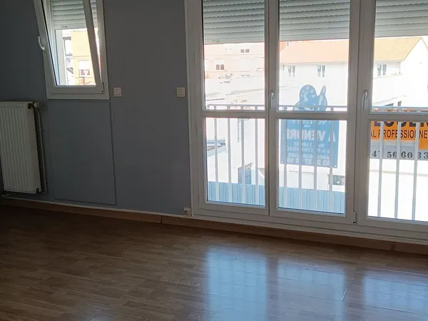Studio de 27m2 à louer sur Saint-Julien-les-Villas