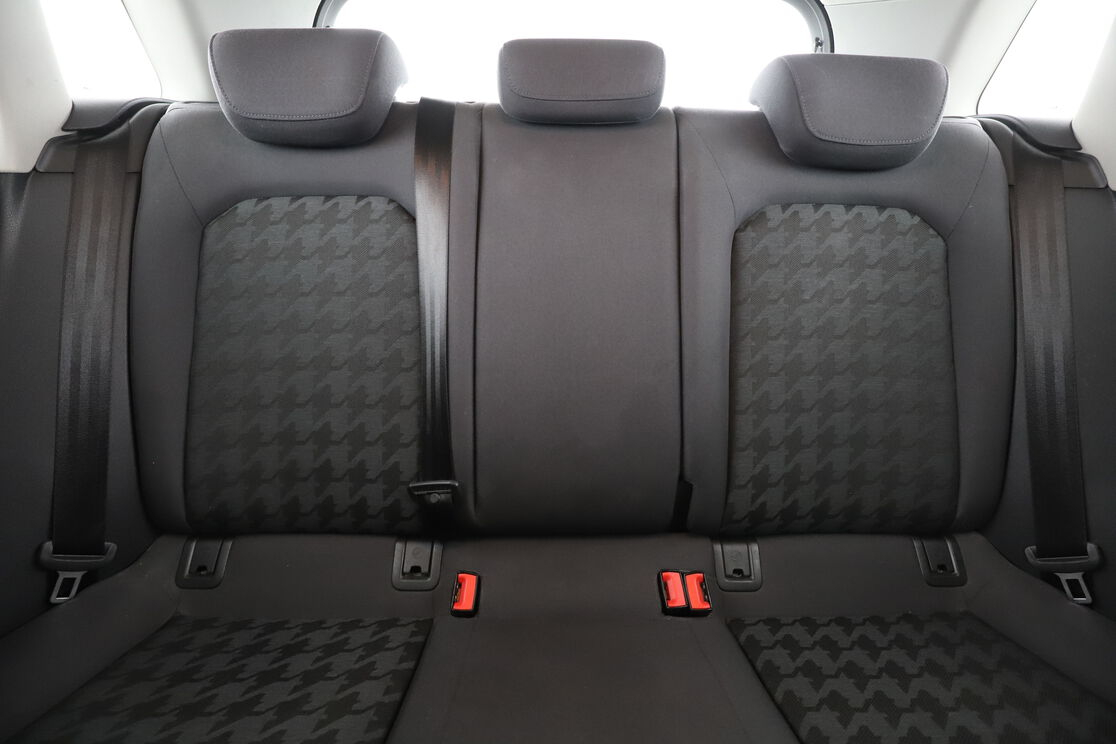 Audi A3 Sportback 2.0 TDI Business Line — photo 14