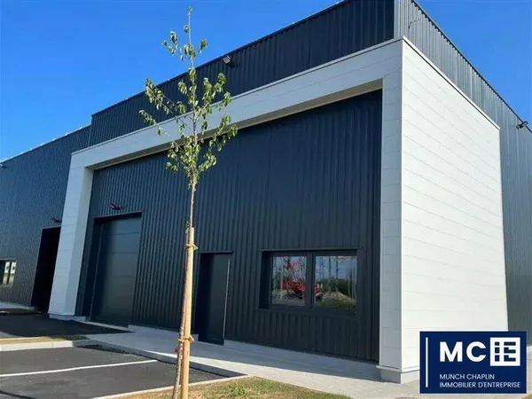 Local d'activité 370 m²