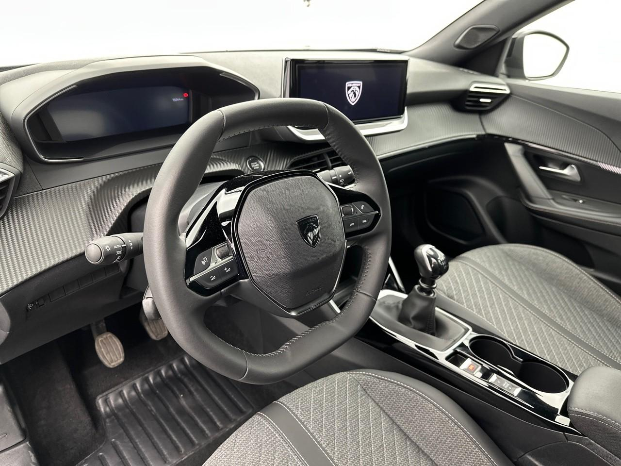 Peugeot 2008 100 s&s bvm6 allure — photo 8