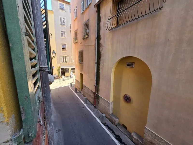 Photo 4