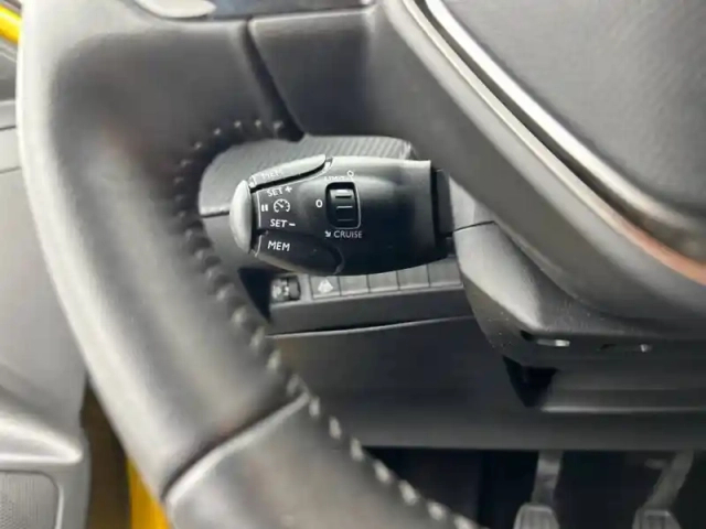 Peugeot 208 puretech 75 s&amp;s bvm5 — photo 45