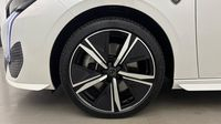 Peugeot 308 PHEV 180ch GT e-EAT8 — photo 20