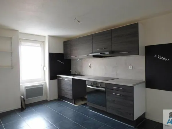 Roanne, 97 Rue Hoche