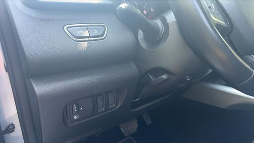 Renault Kadjar 1.5 Blue dCi 115 EDC7 - Intens – 2020 – 63333 km – Diesel – Boîte Automatique — photo 8