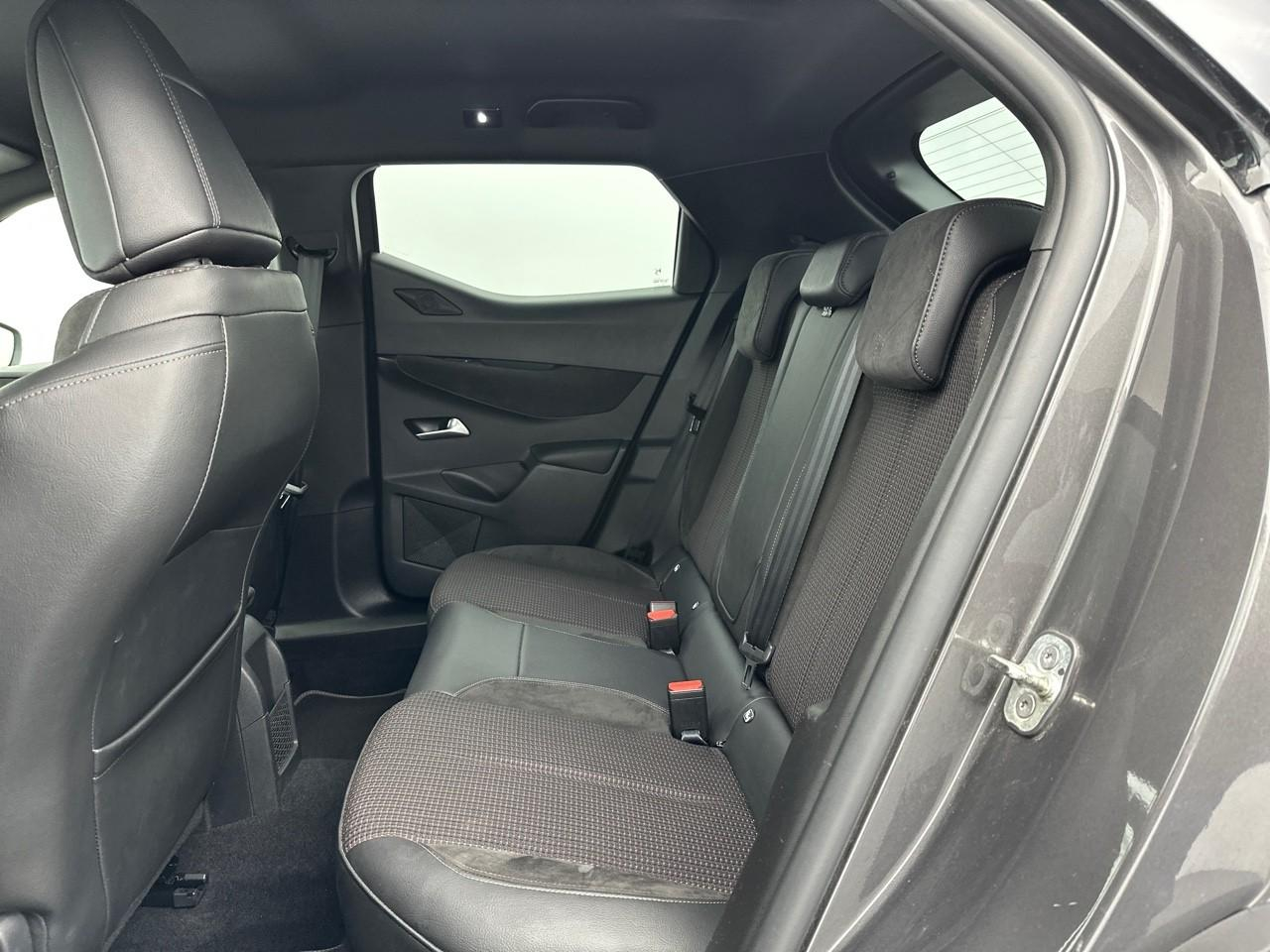 Ds Ds 3 crossback puretech 130 eat8 performance line+ — photo 12