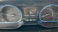 Peugeot 2008 1.2 PureTech 110ch Allure S&S — photo 16
